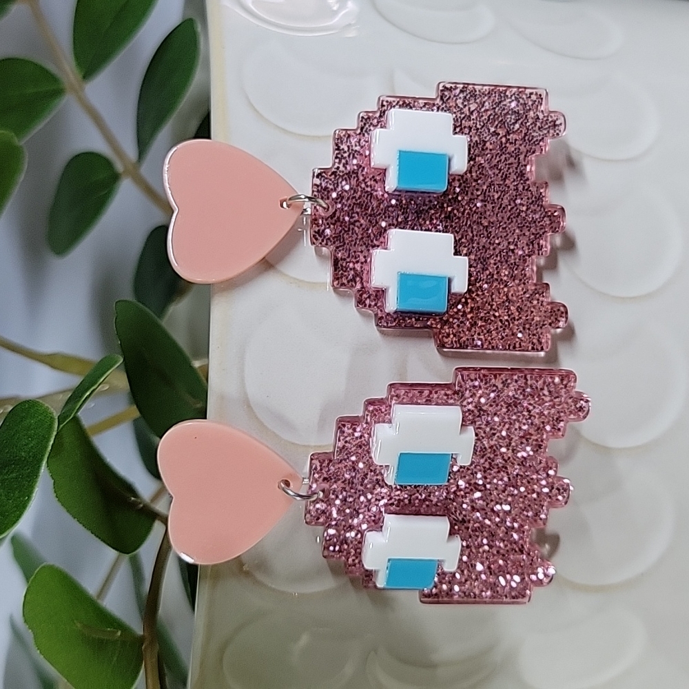 🔥LAST PAIR🔥Gamer Girl PacMan Ghost Drop Earrings - Picture 1 of 5